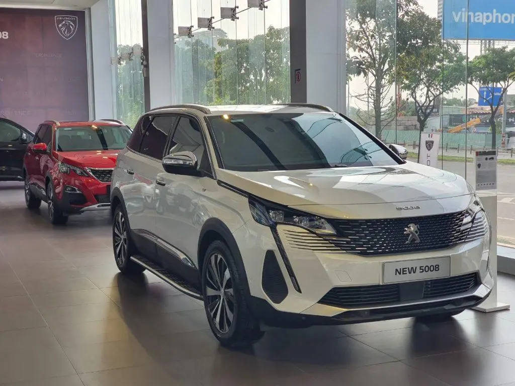 new-peugeot-5008-mau-trang-5-1024x768-2023951j30917